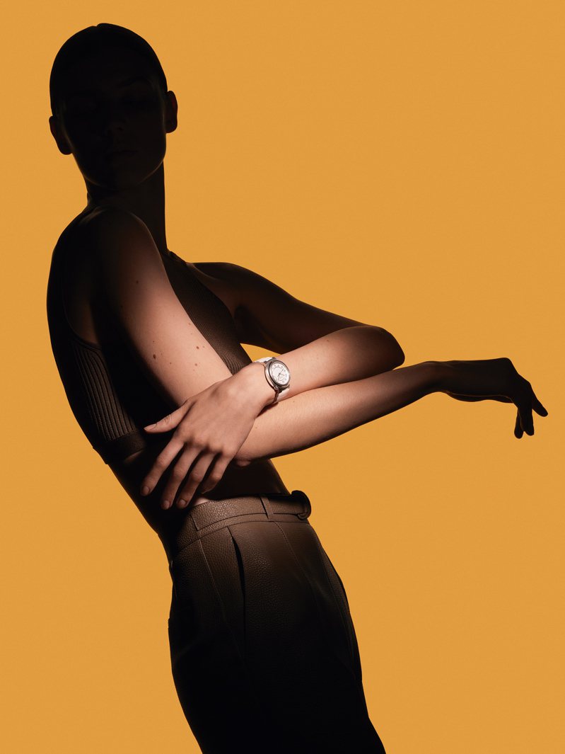 爱马仕推出全新Hermès Cut腕表，赞颂简约造型。图／爱马仕提供