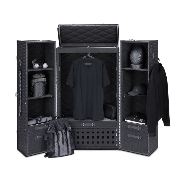 男士衣櫥Malle Vestiaire硬箱，505萬元。圖／Louis Vuitton提供