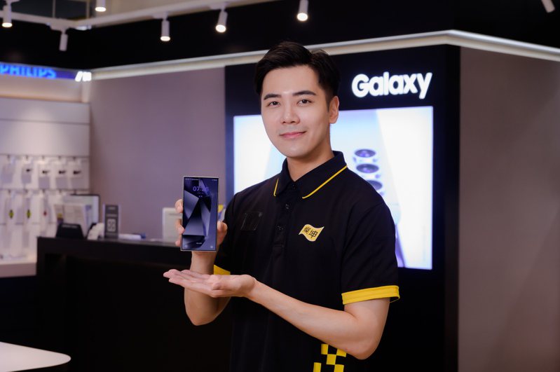 灿坤「昂首飞翔．会员特典」4月12日至4月16日开跑，Samsung Galaxy S24系列手机享惊喜价27,900元起，独家赠最高总价值11,850元的大礼包。图／灿坤提供