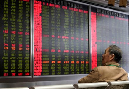 中國國務院周五發布《關於加強監管防範風險推動資本市場高品質發展的若干意見》要求，要嚴把發行上市准入關。 路透