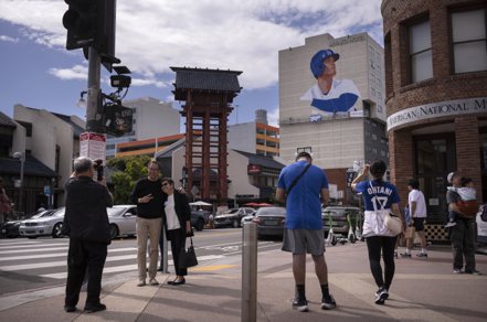 美國洛杉磯喊保護小東京歷史街區。(美聯社)