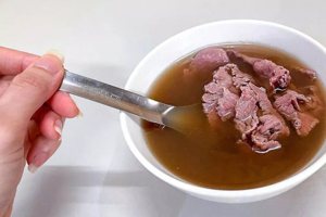 康樂街牛肉湯歇業令人不捨！台灣人何時開始食用牛肉？