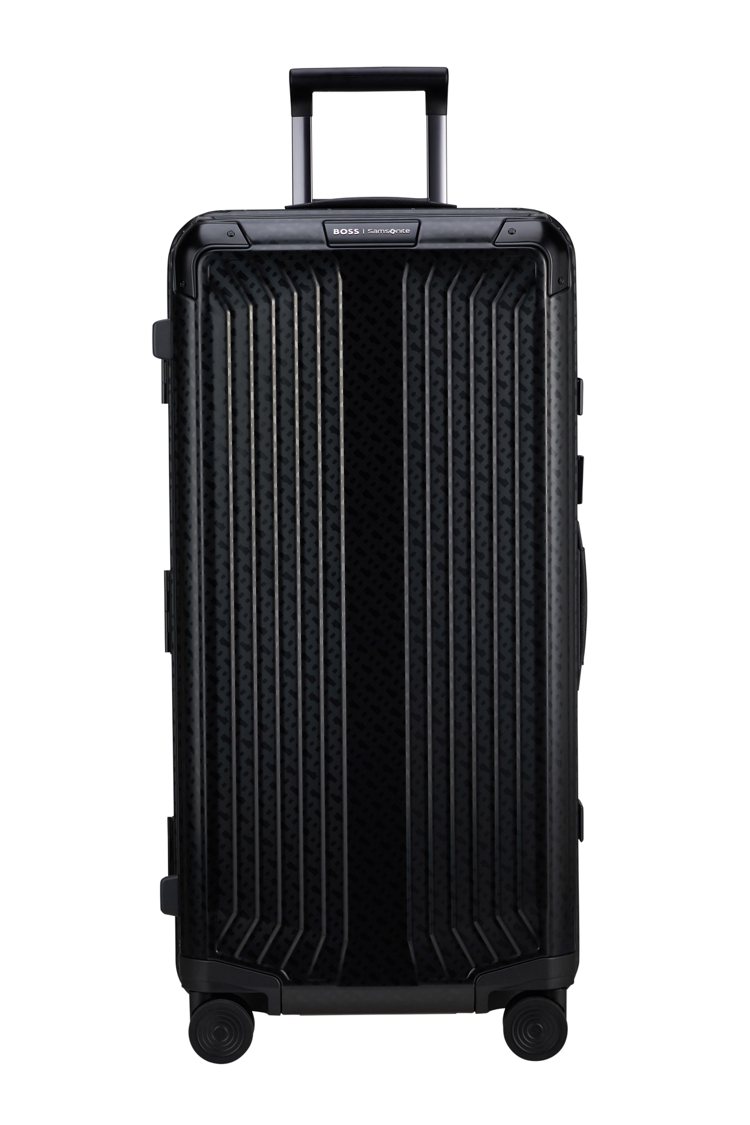 BOSS | Samsonite Lite-Box Alu聯名系列30吋行李箱，45,760元。圖／Samsonite提供