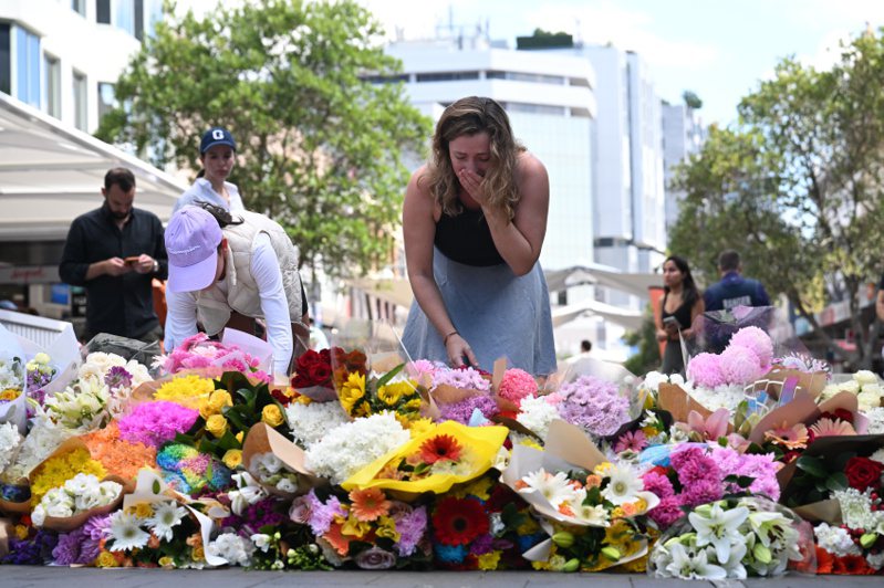 澳洲雪梨一处大型商场13日发生随机砍人事件酿6死。欧新社(photo:UDN)