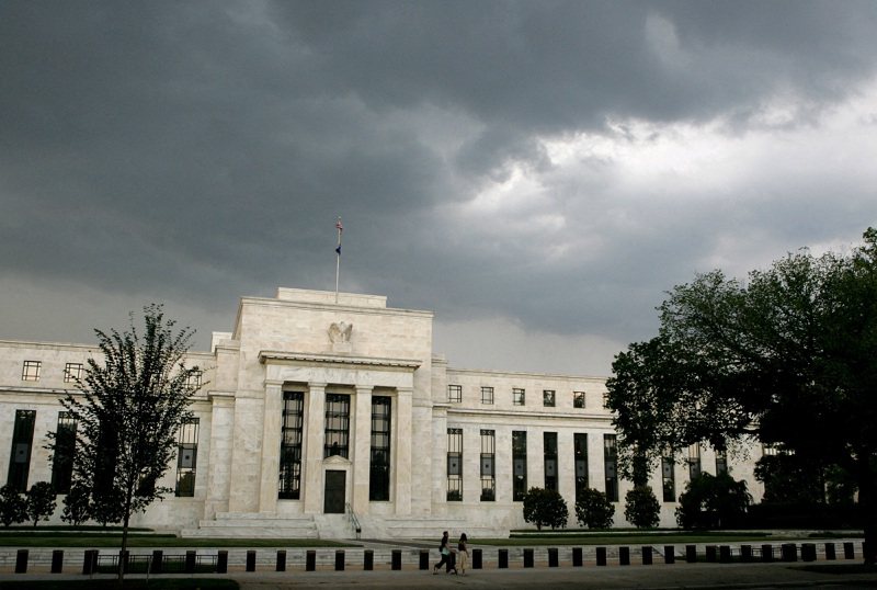 摩根士丹利將Fed首度降息的時點預測挪後到7月。路透