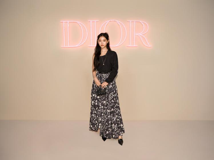 Dior品牌大使Haerin出席Dior 2024秋季女裝大秀。圖／Dior提供