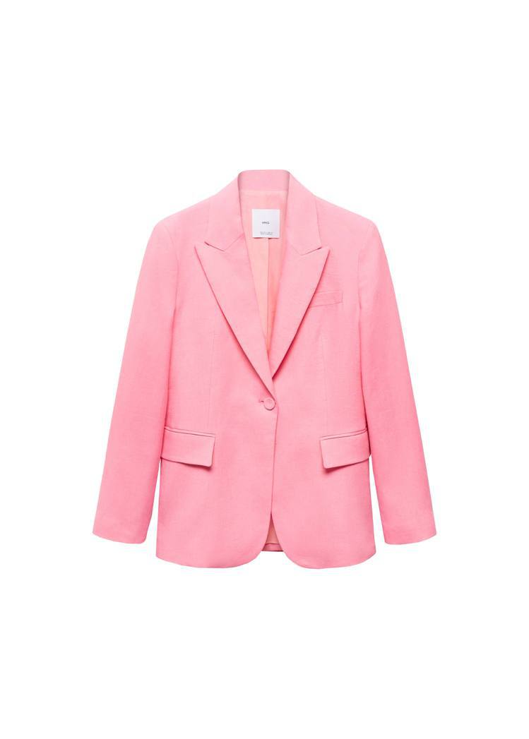 MANGO粉色都會系列夾克，4,990元。圖／MANGO提供