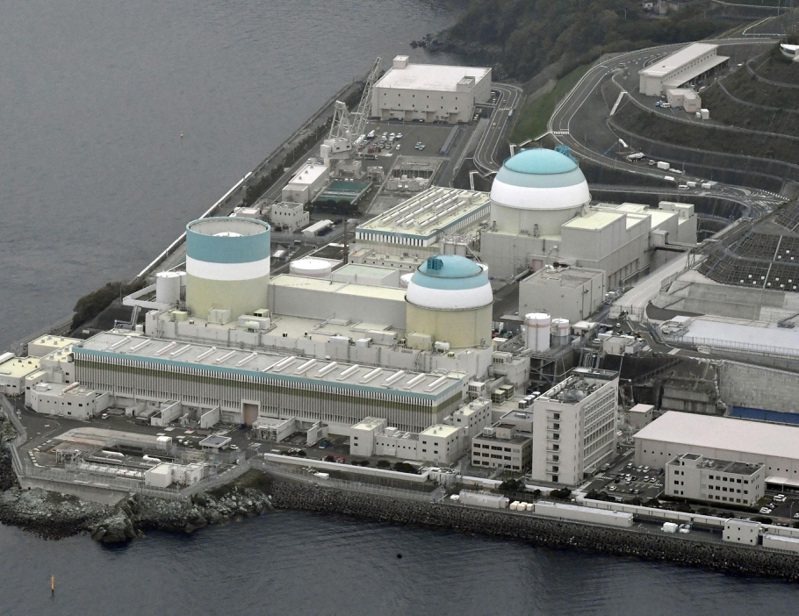 日本東京電力公司今天再次啟動福島第一核電廠的處理水排放入海計畫，預計排放約7800噸核廢水，持續至5月7日。路透