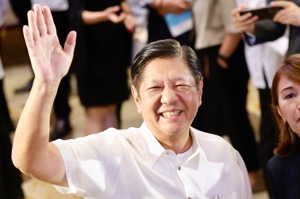菲律賓總統馬可仕（圖）的親美反中政策，遭到前總統杜特蒂反對。歐新社