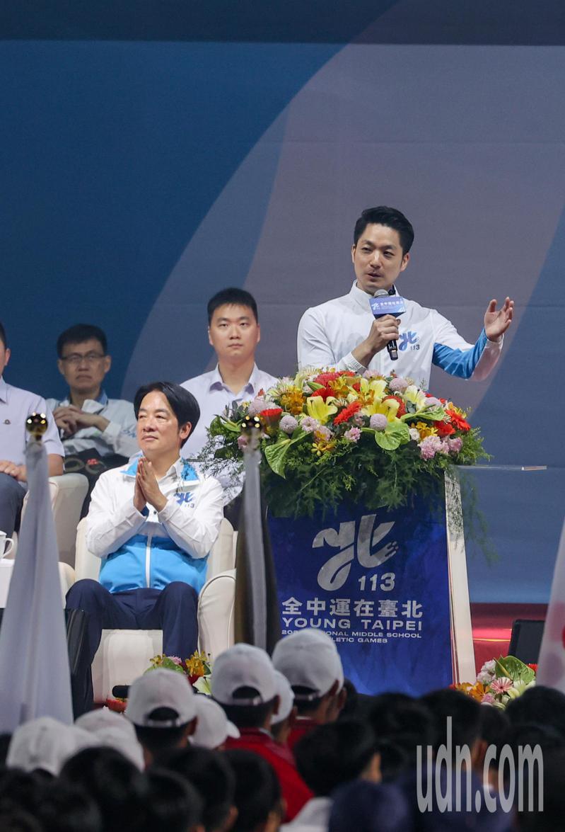全中运开幕式晚间于台北小巨蛋举行，地主台北市长蒋万安（右）与副总统赖清德（左）同台。记者曾原信／摄影