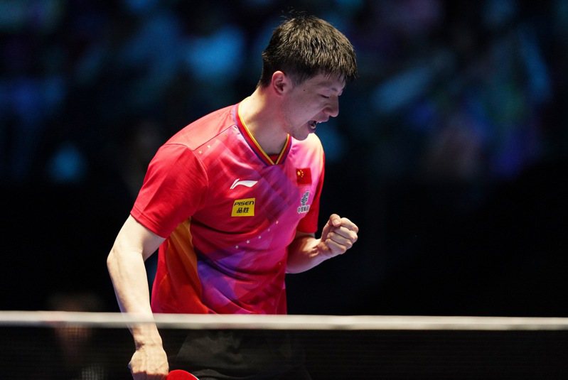 中國桌球老將馬龍又拿冠軍，生涯距離3大賽事3輪大滿貫，就差巴黎奧運了！資料照 新華社