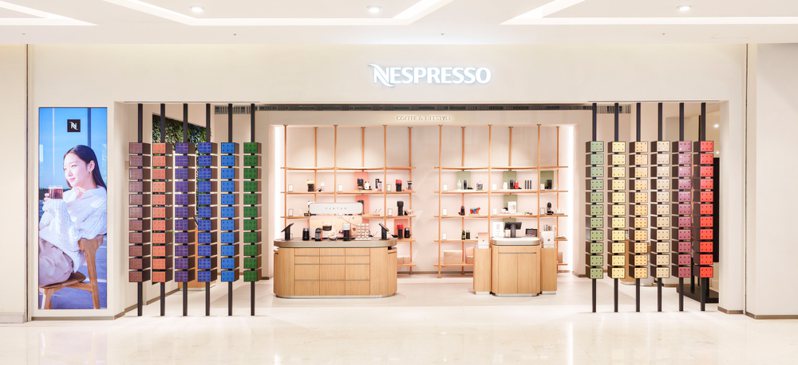 Nespresso新竹科技体验精品店重新改装开幕，以崭新样貌与沉浸式科技，为新竹地区顾客提供更顶级的咖啡服务体验。图／Nespresso提供