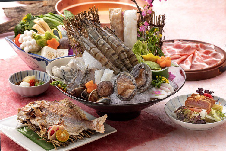 欣葉SHABU SHABU春季推出首款綠食概念鍋「根島生態蝦雙人鍋肴」。圖／欣葉提供