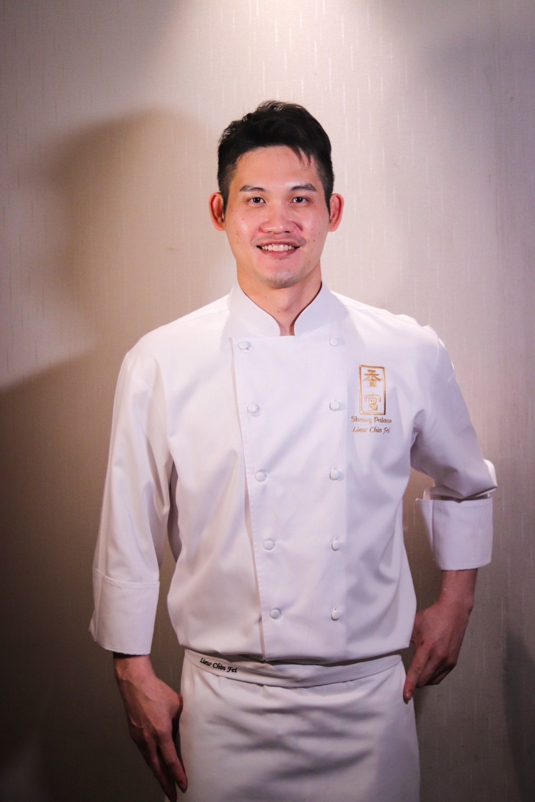 香宮行政主廚廖晉輝擁有17年豐富廚藝經驗。Eric Hsu攝