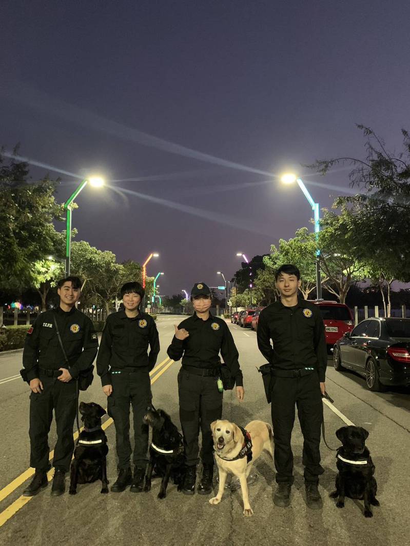 台中市刑大目前有13只警犬，各大活动都会看到警犬支援勤务的身影。图／台中市刑大提供