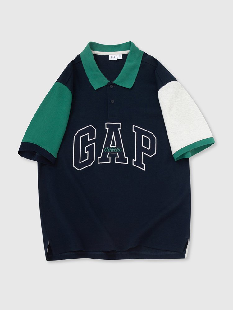 Gap男裝Logo印花短袖POLO衫，1,299元。圖／Gap提供