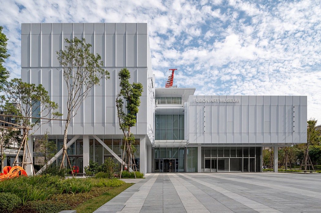 富邦美術館為普立茲克建築獎得主倫佐・皮亞諾建築工作室RPBW在台灣的首件設計作品...