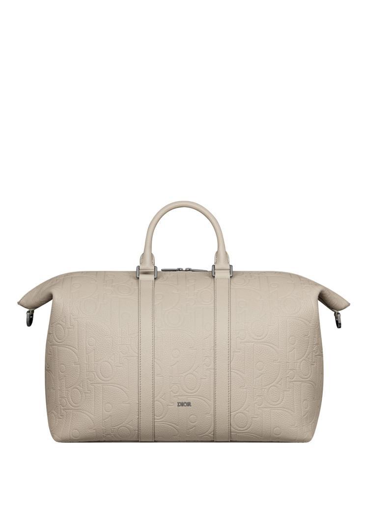 Dior米白色Weekender 40 Gravity皮革旅行包，13萬元。圖／Dior提供
