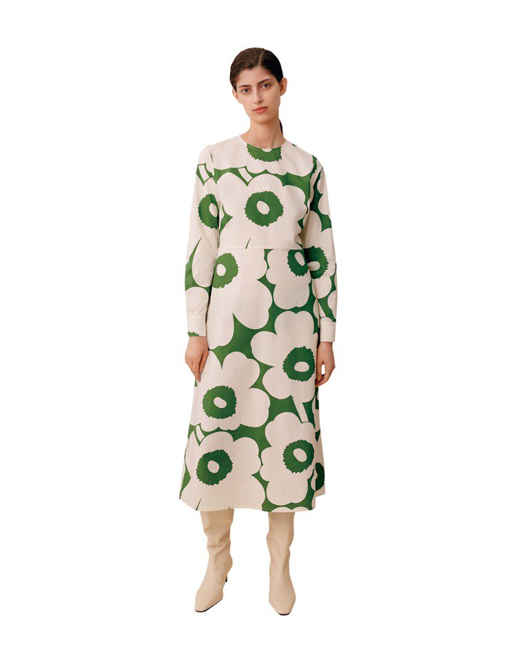 復興館marimekko Unikko棉質印花長洋裝，售價11,900元。圖／SOGO提供