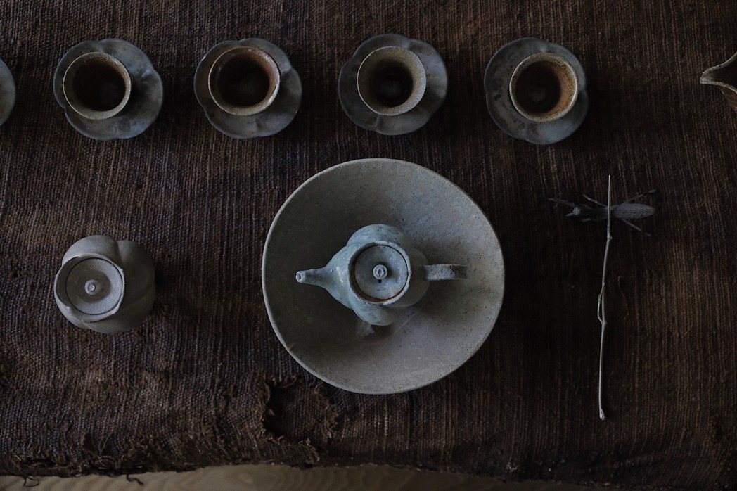 質地較粗糙的柴燒茶壺，會隨著使用養出獨特氣味。 圖／梨木製陶所提供