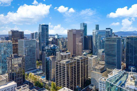 溫哥華市成了加拿大第一個管制建築物碳排放量的城市。 圖／shutterstock