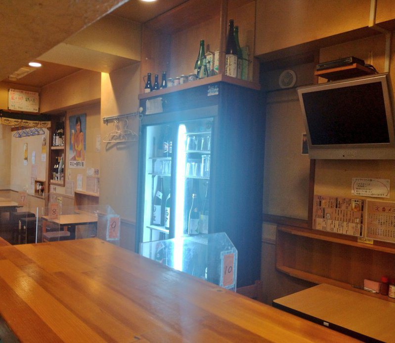日本一间居酒屋拒接不会说日文的外国客人，引发网友热议。图撷自(photo:UDN)