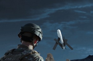 美國空境公司提供的照片，顯示彈簧刀六○○自殺式無人機發射狀況。（美聯社）