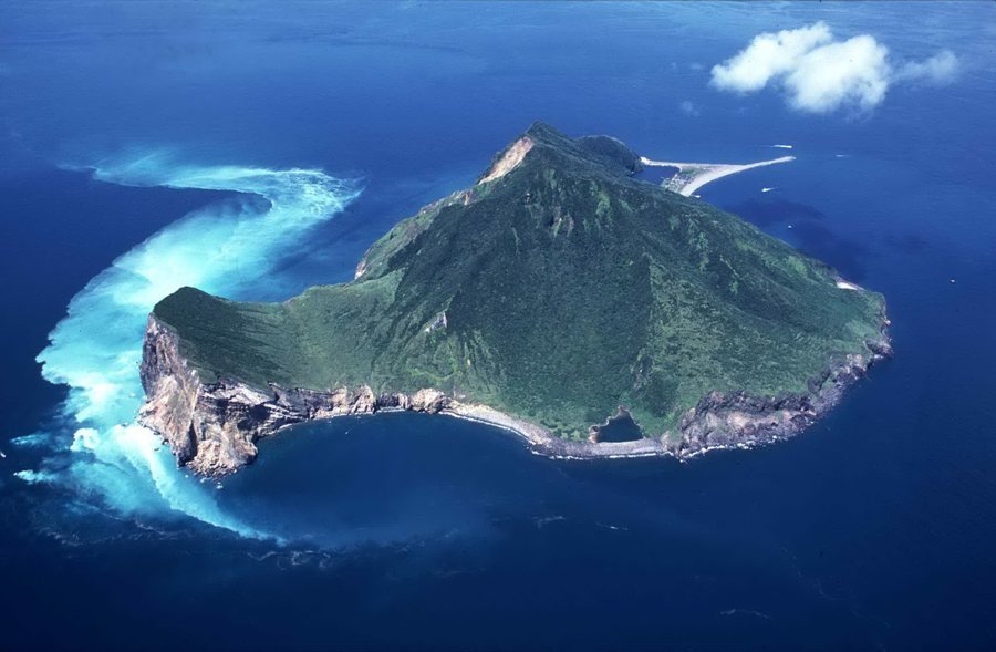 龜山島。圖／東北角風景區管理處提供