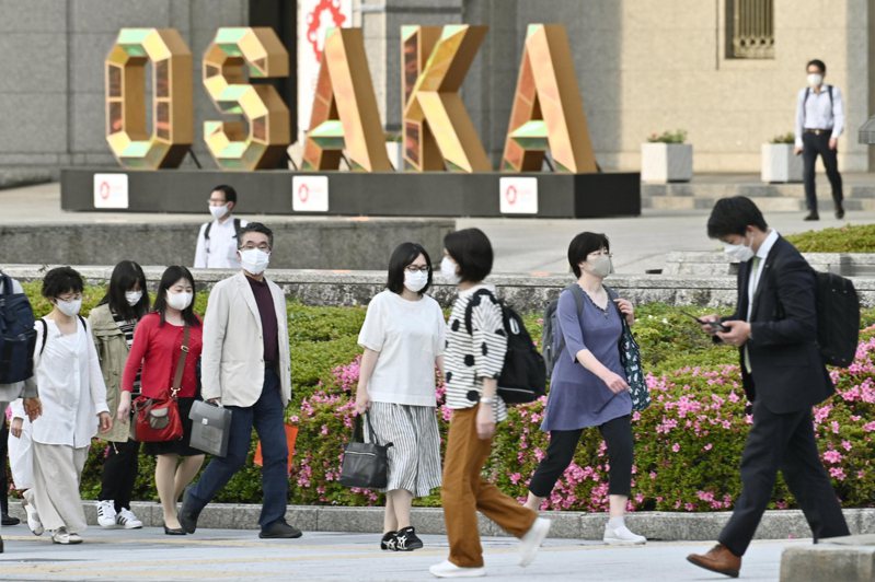 日本大阪受到新冠疫情嚴重衝擊。（美聯社）