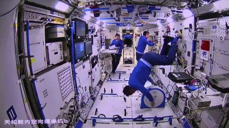 中國的天宮空間站實驗室將於2022年完工，比國際空間站略小，可容六、七位太空人。（中新社）