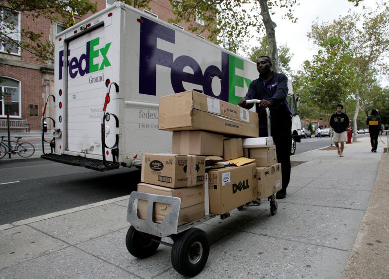 今年岁末假期全美需运送约34亿件包裹。（路透）(photo:UDN)