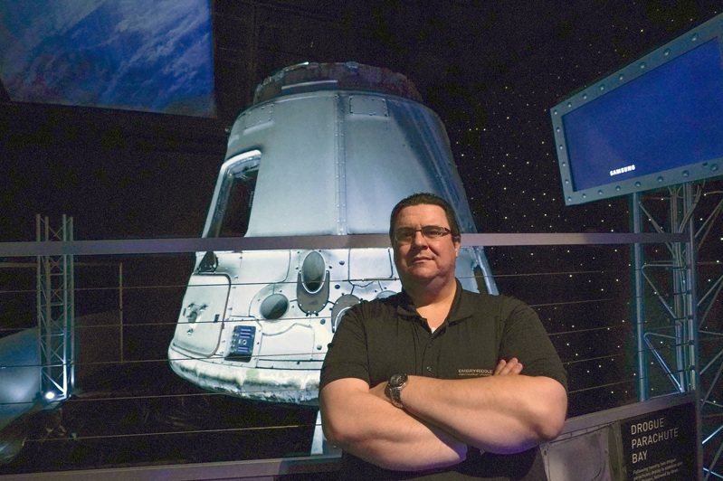 佛罗里达州男子希普臣抽中去年Space X首次观光客太空旅游，却因体重超过250磅，黯然让票。图／美联社(photo:UDN)
