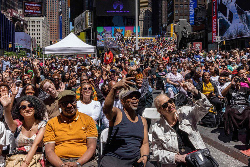 纽约市非洲裔市民19日在曼哈顿时报广场庆祝六月节。(Getty Images)(photo:UDN)