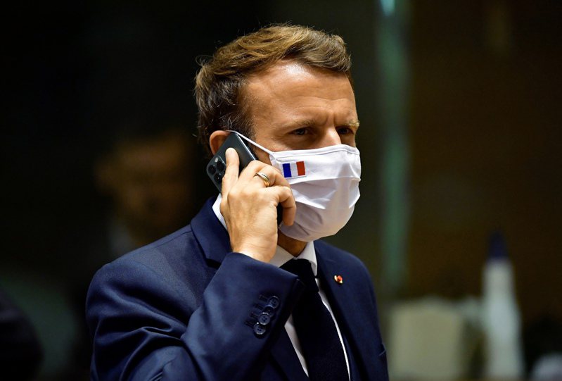 法國總統馬克宏是被間諜軟體「飛馬」監控的受害者。（美聯社）