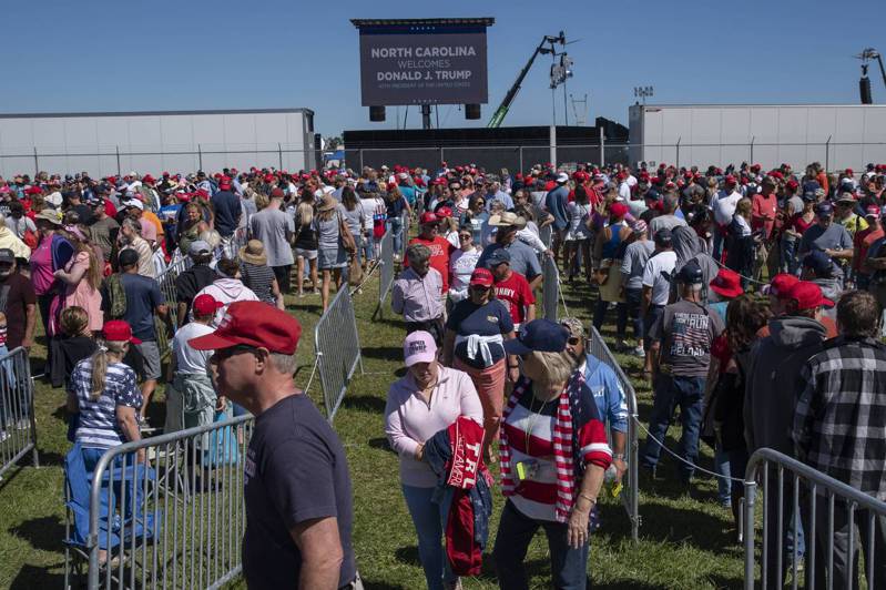 北卡州支持共和党的选民出席川普为共和党候选人举行的造势大会。(Getty Images)(photo:UDN)