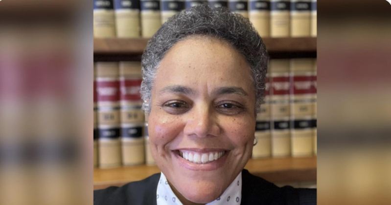 艾文斯是美国法庭上第二位来自非裔，性取向为少数群体的大法官。（图源KCRA）(photo:UDN)