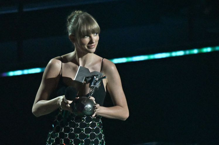 美國流行樂天后泰勒絲（Taylor Swift）今天成了MTV歐洲音樂獎（MTV...