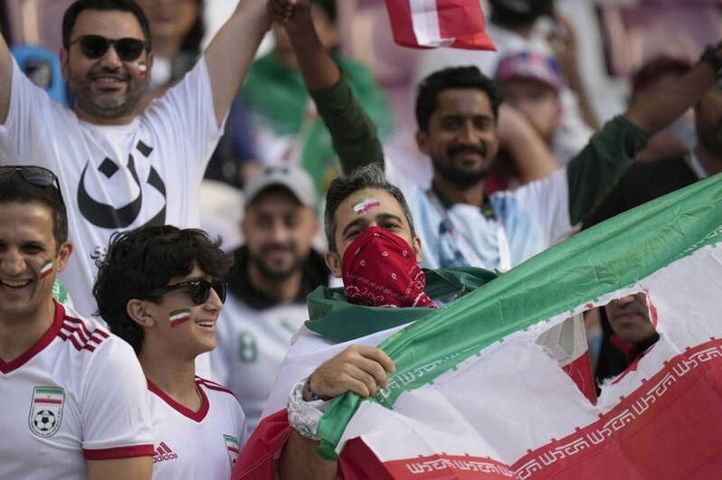 以色列情報單位警告，伊朗可能藉由攻擊世足賽來轉移外界對「頭巾革命」的注意。美聯社