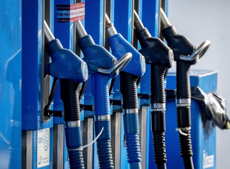 通货膨胀最直接的现象之一就是油价，年中的汽油高价直接冲击消费者。美联社(photo:UDN)