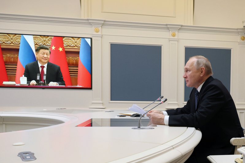中国国家主席习近平30日与俄国总统普亭视讯通话，普亭邀请习近平到莫斯科国是访问。（美联社）(photo:UDN)