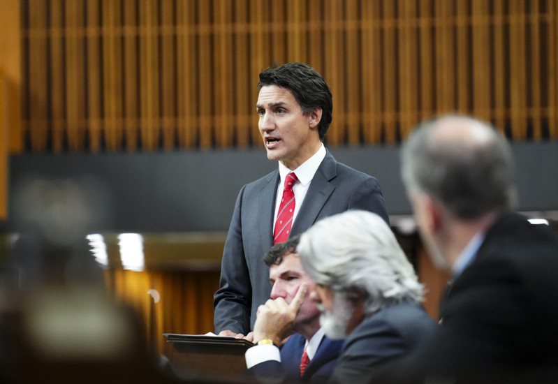 杜魯多今天在加拿大國會指出，他的政府正「積極搜尋」印度與加拿大公民尼賈爾遇害之間存在關聯的證據。（美聯社）