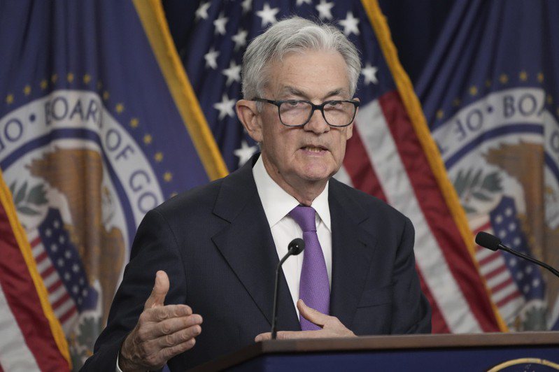 通膨減緩，華爾街預期聯準會主席鮑威爾將在本周會議上討論降低利率事宜。美聯社