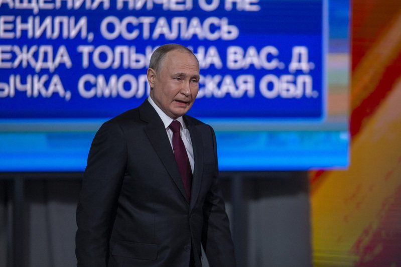 俄國總統普亭14日表示，希望莫斯科和華府達成解決方案，以確保因間諜罪被關押的兩位廣受矚目的美國人獲釋。(新華社)