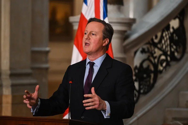 英國外交大臣卡麥隆指出，自他2010至2016年擔任首相以來，事態已改變，如今日益具侵略性的中國已是英國面臨的關鍵安全挑戰之一。（歐新社）
