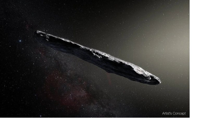 一個雪茄形天體於2017年快速穿過太陽系，引起一場科學爭辯，是否外星文明入侵。圖為畫家想像的星體。(取自NASA)