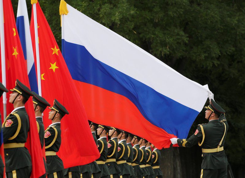 北京和莫斯科的關係不斷加深，引起國際緊張。（路透）